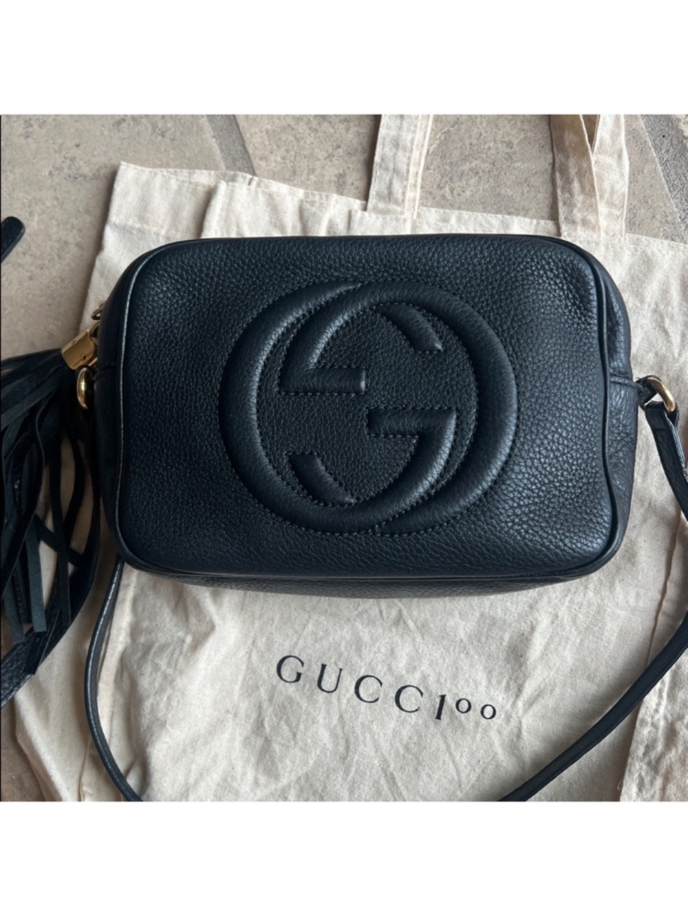100% Authentic Gucci Soho Disco Black Pebbled Leather Crossbody with Tassel